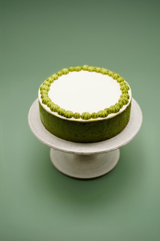 Uji Matcha Basque Burnt Cheesecake (Half Baked) | 宇治抹茶巴斯克芝士蛋糕(半熟)