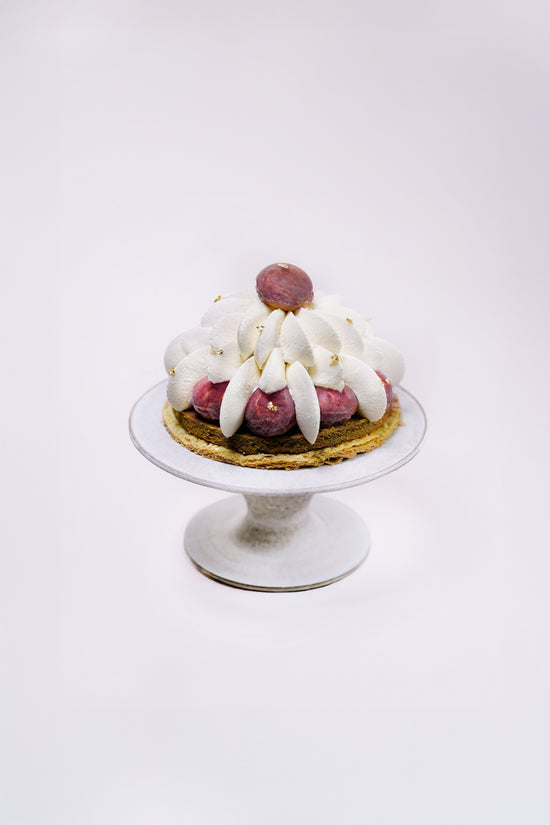 Vanilla Taro Saint-Honoré Cake (Whole) I 香草芋泥聖多諾黑泡芙蛋糕(原個)