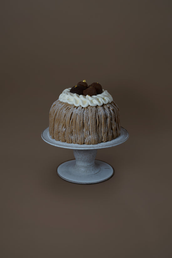 Chestnut Mont Blanc Brown Sugar Cream Cake (Whole) | 甘栗蒙布朗黑糖忌廉蛋糕(原個)