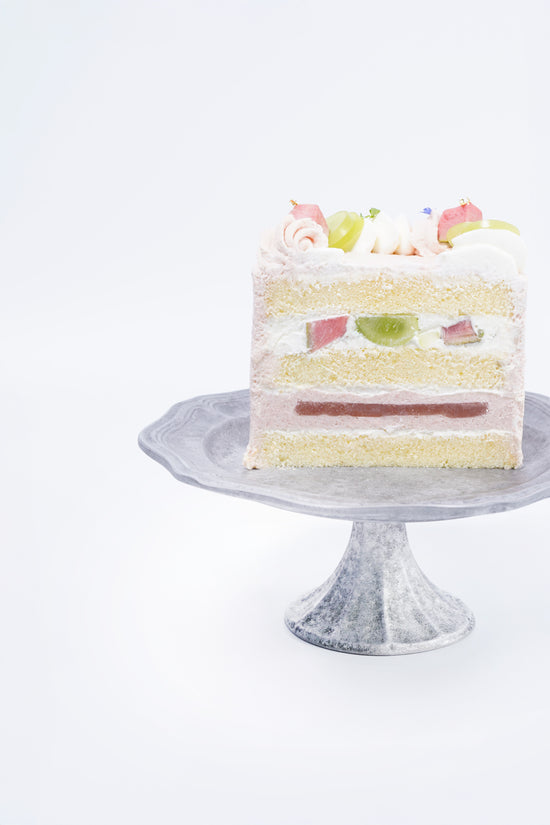 Japanese Shine Muscat Guava Sponge Cake | 日本香印青提紅心芭樂忌廉蛋糕