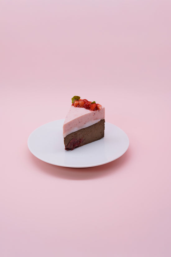 Strawberry Oolong Tea Mochi Basque Burnt Cheesecake | 草莓烏龍茶麻糬巴斯克芝士蛋糕