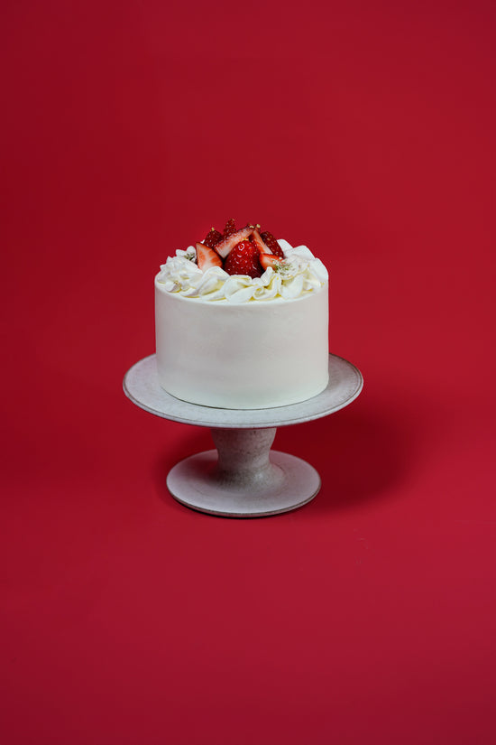 Nara Kotoka Strawberry Nakazawa Cream Shortcake (Whole) I 奈良古都華草莓中沢純生鮮奶油蛋糕(原個)