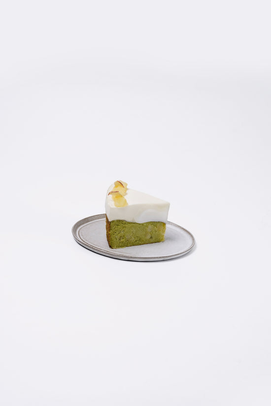 Honey Apple Jasmine Green Tea Mochi Basque Burnt Cheesecake I 蜂蜜蘋果茉莉綠茶麻糬巴斯克芝士蛋糕
