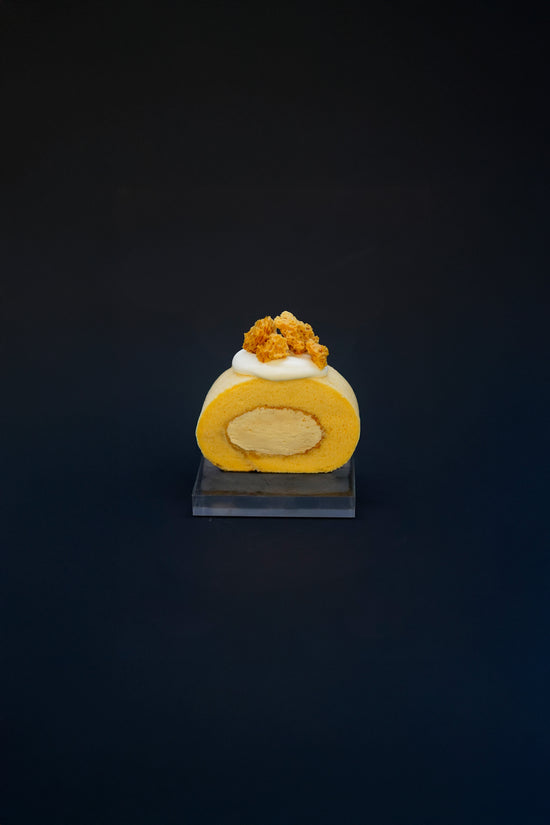 Sea Salted Caramel Roll Cake w/Honeycomb I 海鹽焦糖卷蛋配焦糖脆脆