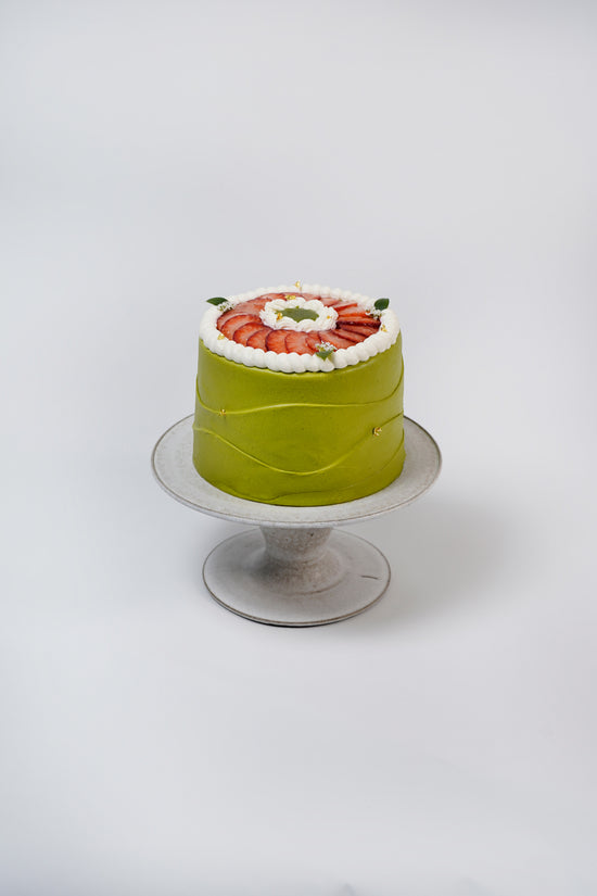 Uji Matcha Strawberry & Soy Milk Sponge Cake (Whole) | 宇治抹茶草莓豆乳海綿蛋糕(原個)