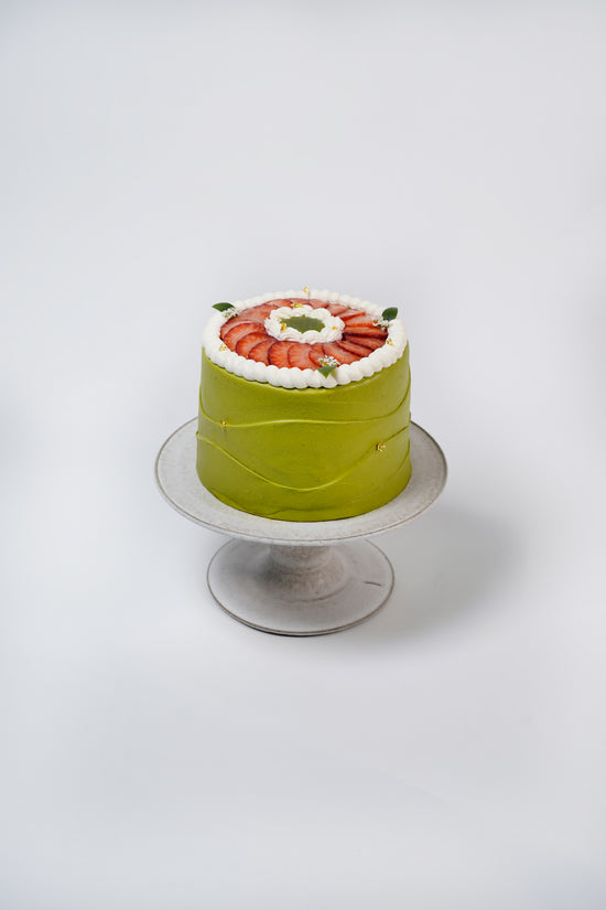 Uji Matcha Strawberry & Soy Milk Sponge Cake (Whole) | 宇治抹茶草莓豆乳海綿蛋糕(原個)