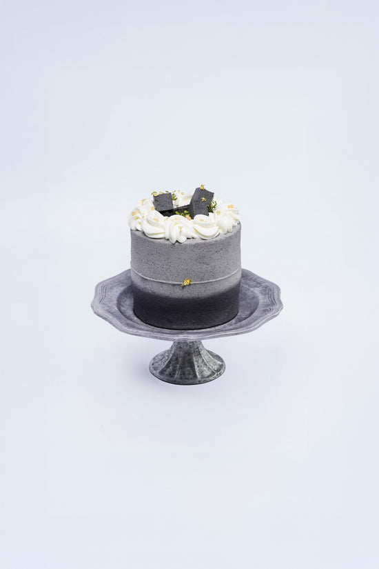 Black Sesame Peanut Mochi Sponge Cake (Whole) | 黑芝麻花生麻糬忌廉蛋糕(原個)