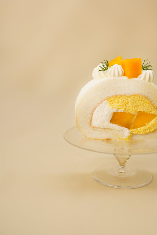 Mango Coconut Roll Cake | 芒果椰子卷蛋