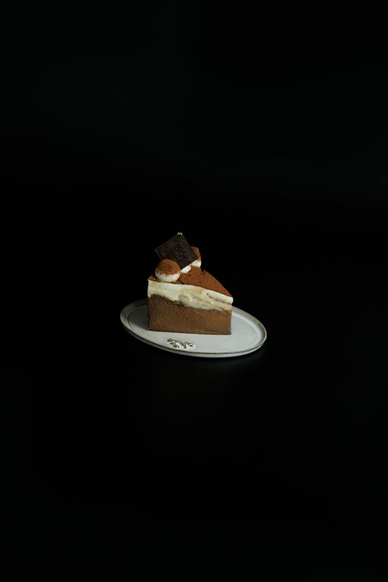 Hazelnut Chocolate Mochi Basque Burnt Cheesecake I 榛子朱古力麻糬巴斯克芝士蛋糕