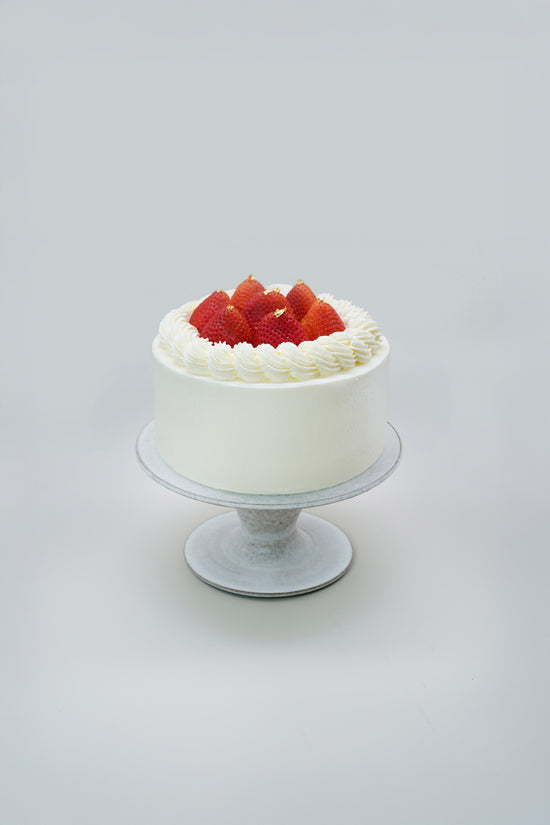 Japanese Strawberry Nakazawa Cream Shortcake (Whole) I 日本草莓中沢純生鮮奶油蛋糕(原個)